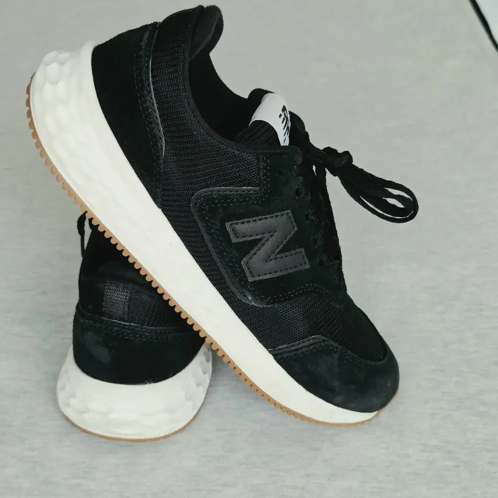 B8 New Balance X70 Womens US 9 Black Comfort Running Walking Sneakers